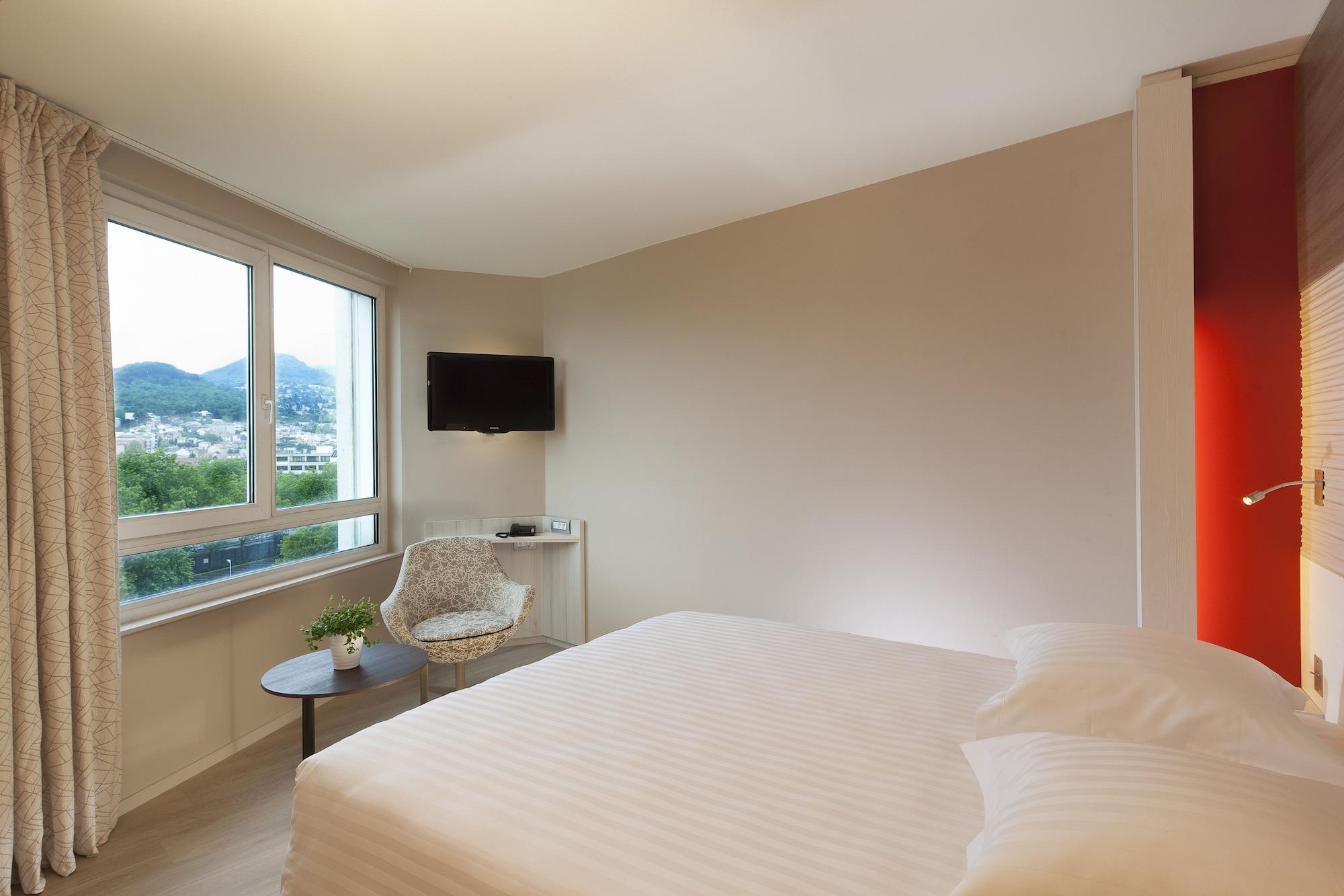 Oceania Clermont Ferrand Hotel ภายนอก รูปภาพ