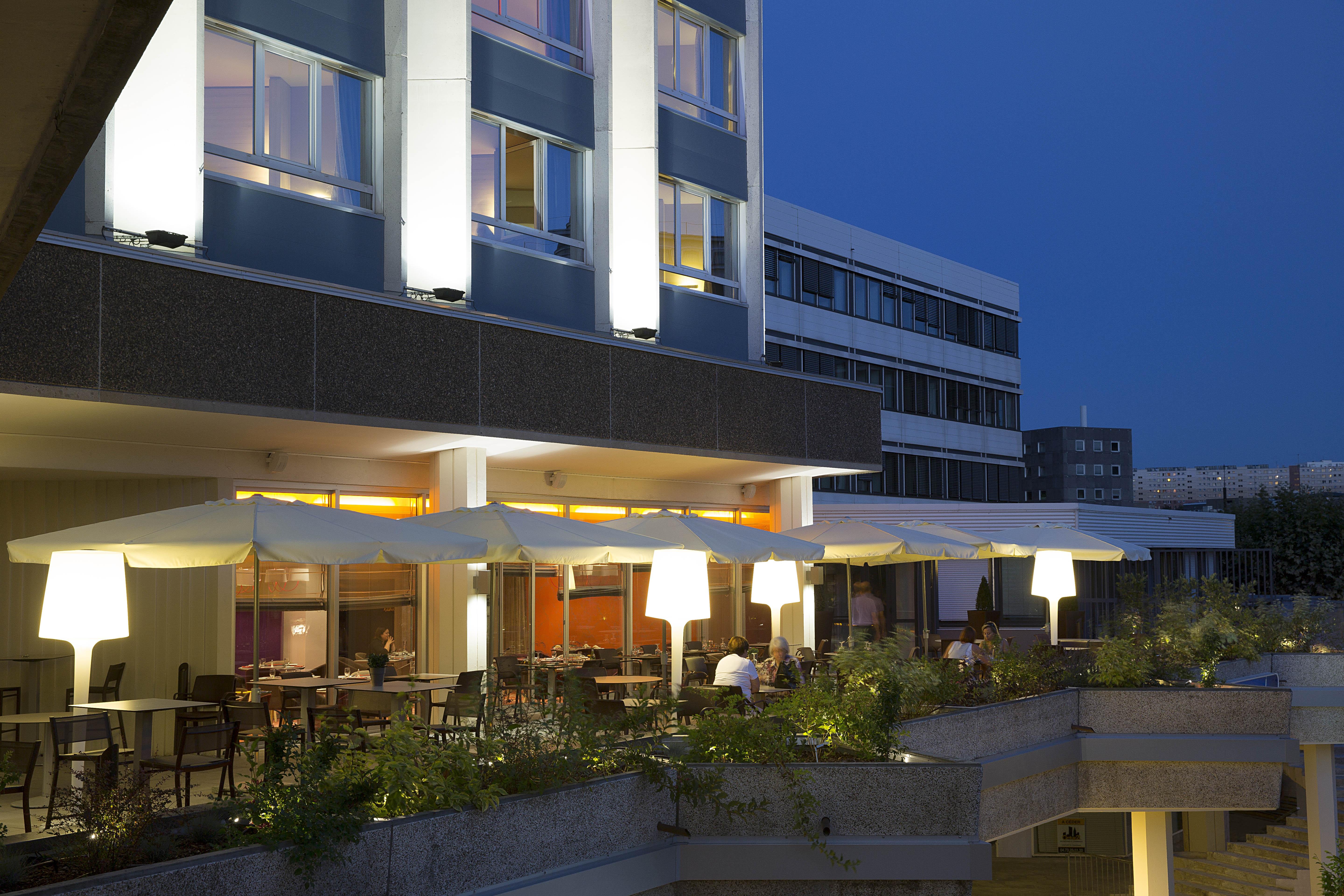 Oceania Clermont Ferrand Hotel ภายนอก รูปภาพ
