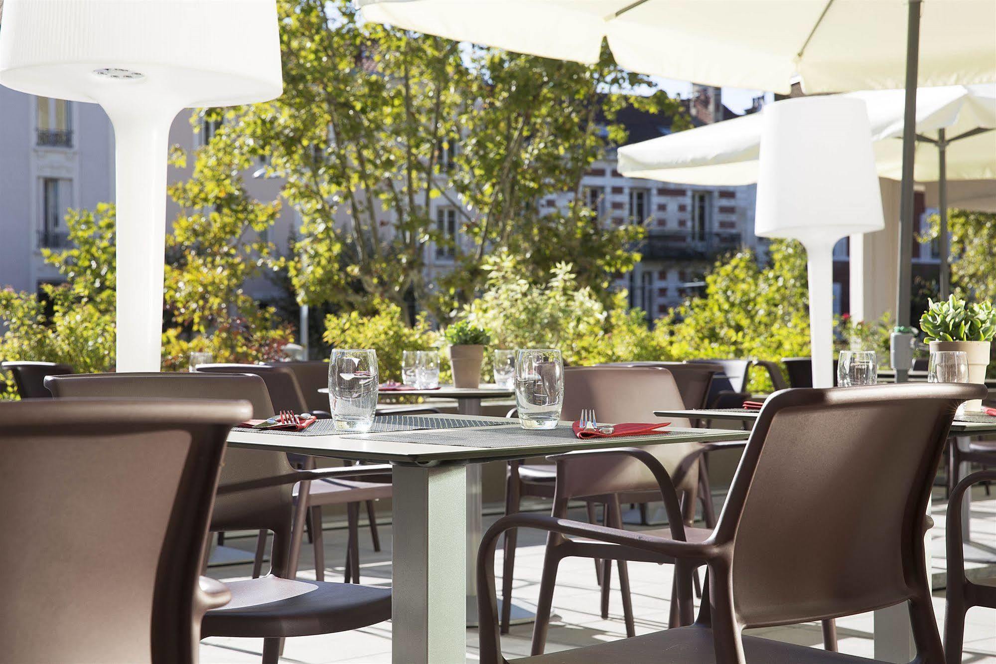 Oceania Clermont Ferrand Hotel ภายนอก รูปภาพ